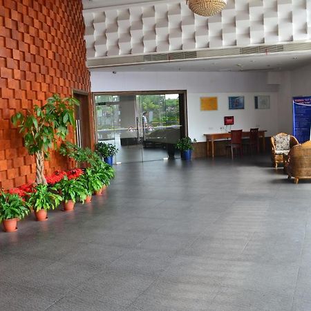 Jingyue 99 Inn Shanghai Pudong Airport Shiwan Branch Xangai Exterior foto